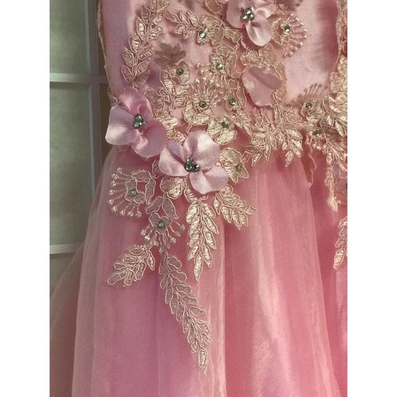 Handmade Pink Lace Gown - Picture 2 of 4